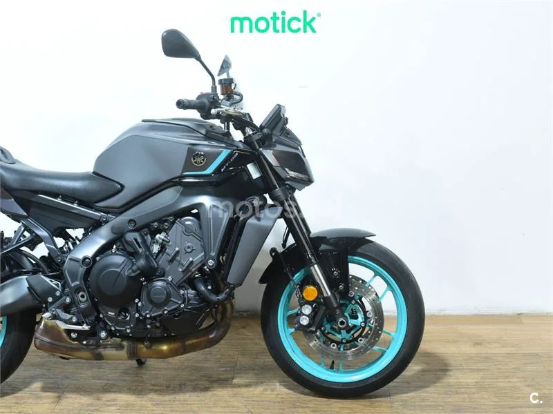 Yamaha MT-09 - Vista 4