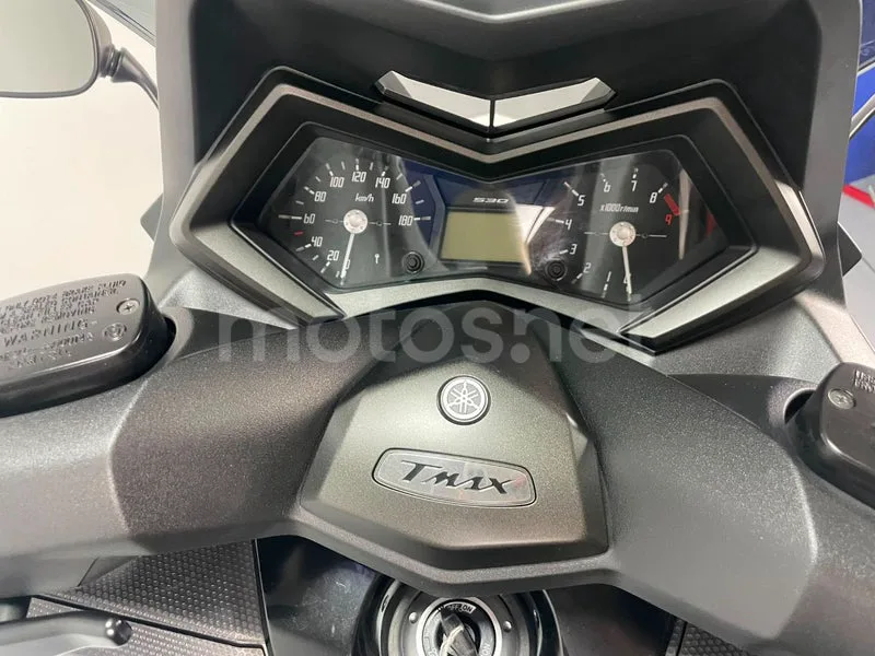 Yamaha TMAX 530 - Vista 13