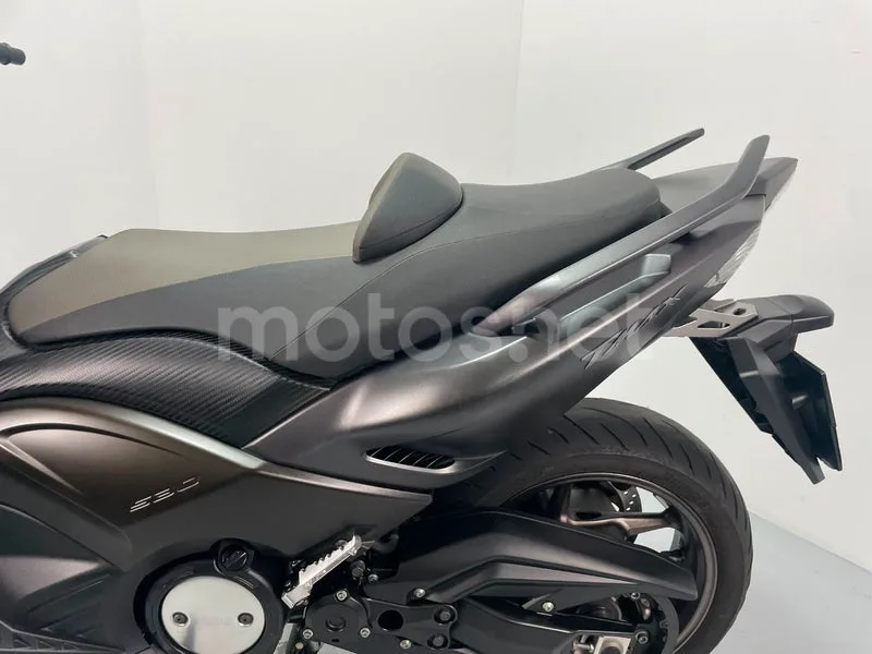 Yamaha TMAX 530 - Vista 17