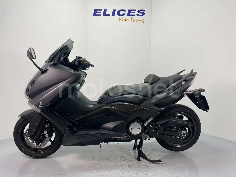 Yamaha TMAX 530 - Vista 3