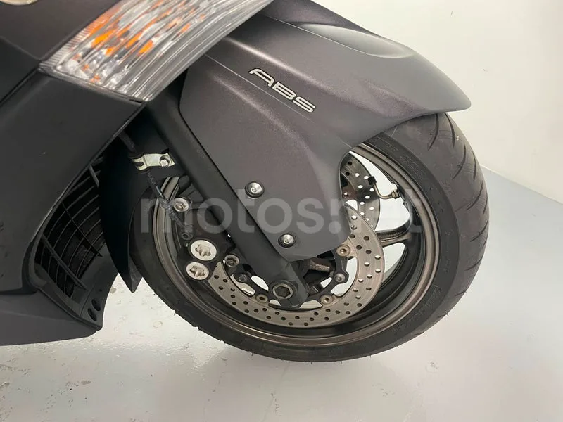 Yamaha TMAX 530 - Vista 9