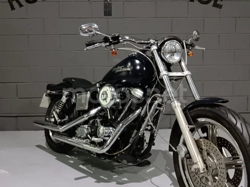 Harley-Davidson Dyna Low Rider - Vista 16