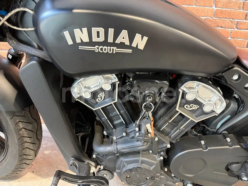 Indian Scout - Vista 15