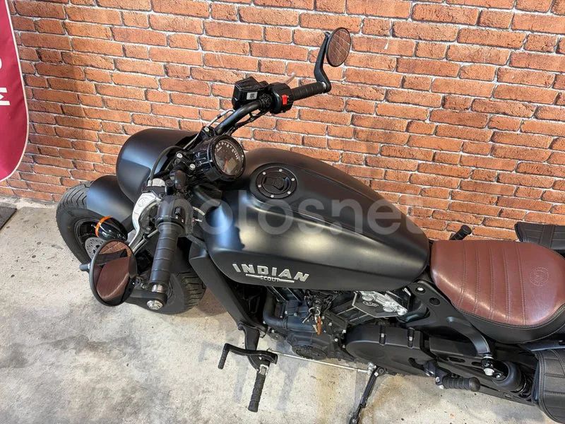 Indian Scout - Vista 16