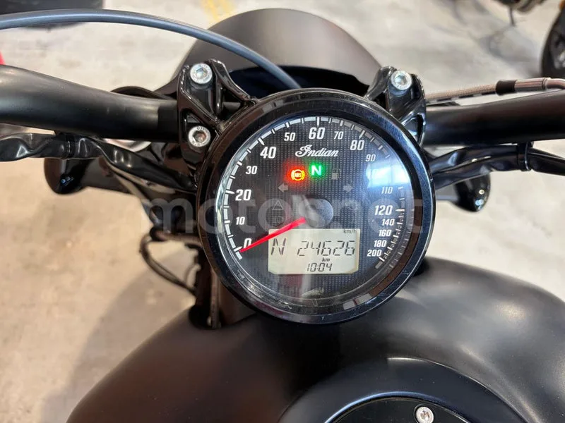 Indian Scout - Vista 18