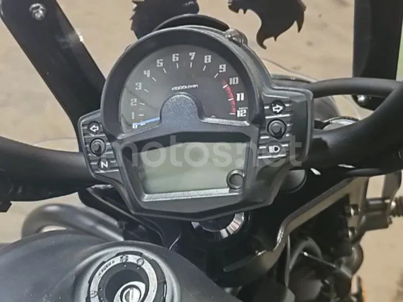 Kawasaki Vulcan S - Vista 3