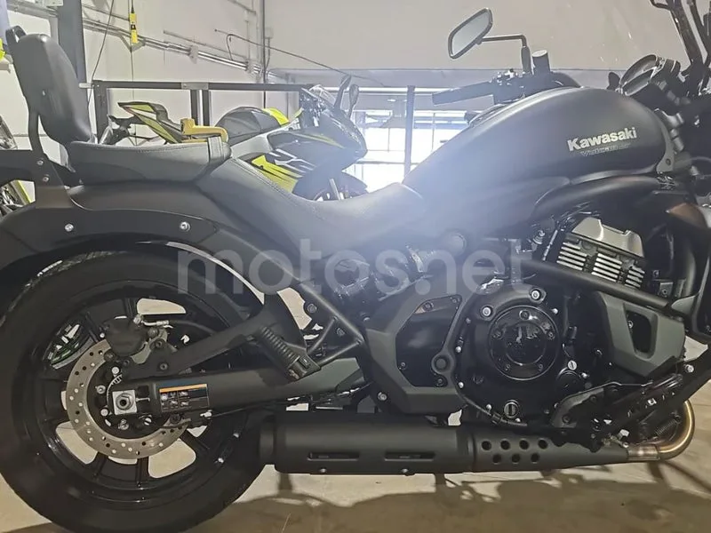 Kawasaki Vulcan S - Vista 5