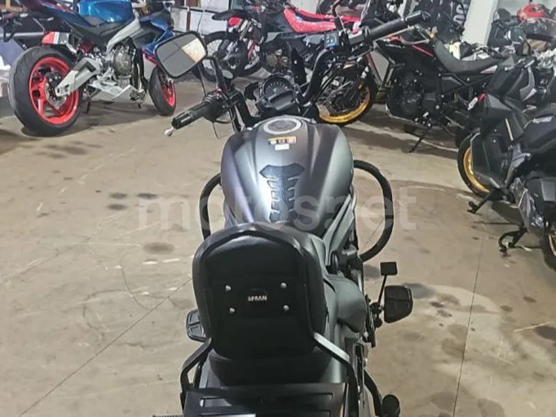 Kawasaki Vulcan S - Vista 6
