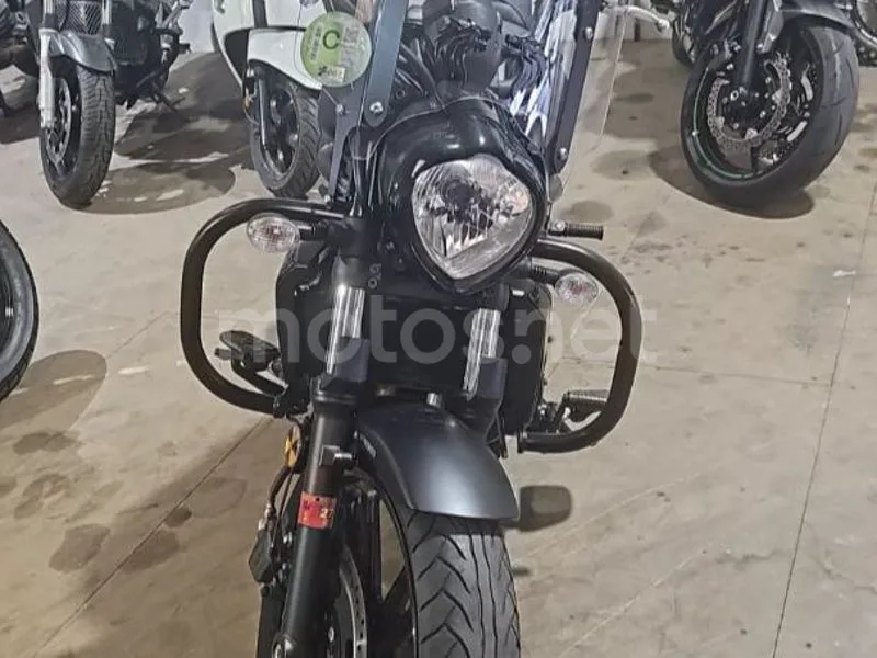 Kawasaki Vulcan S - Vista 7