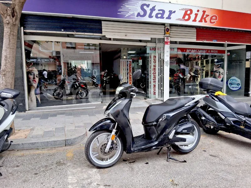 Honda SH125i 2190 € 2017 Barcelona - 1