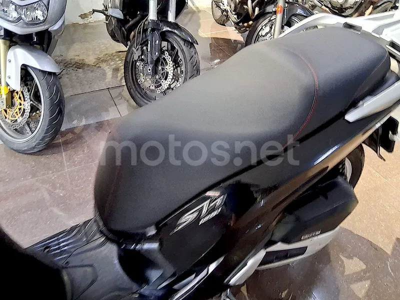 Honda SH125i - Vista 12