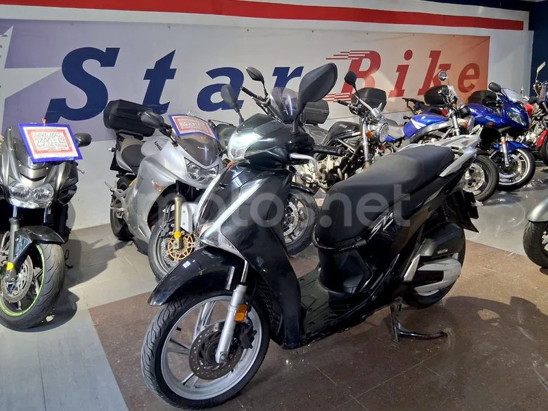 Honda SH125i - Vista 6