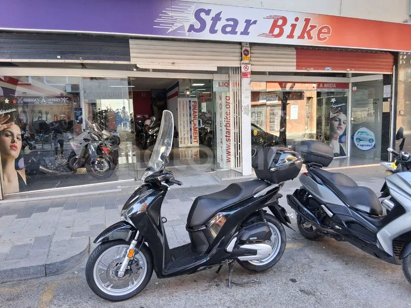 Honda SH125i 2490 € 2018 Barcelona - 1