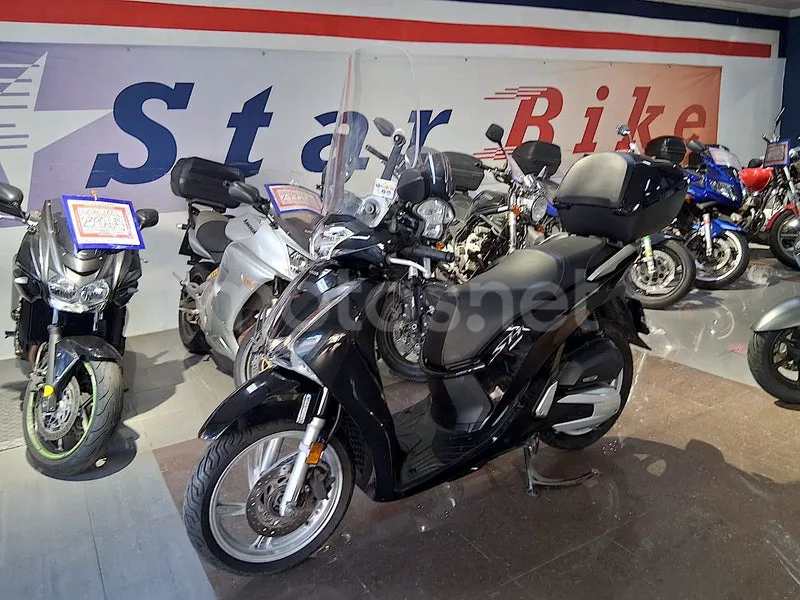 Honda SH125i - Vista 6