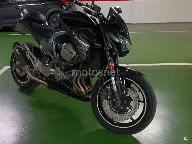 Kawasaki Z800 - Vista 13