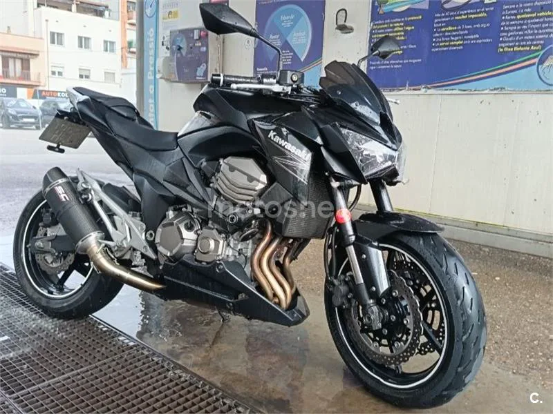 Kawasaki Z800 - Vista 5