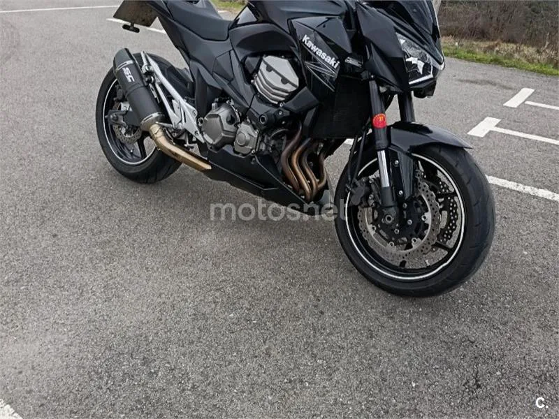 Kawasaki Z800 - Vista 10