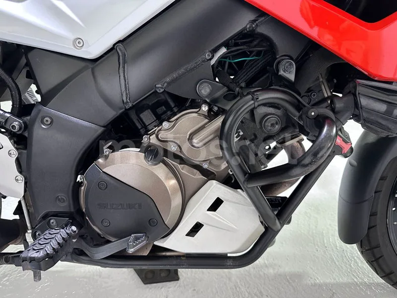 Suzuki V-Strom 1050 - Vista 19