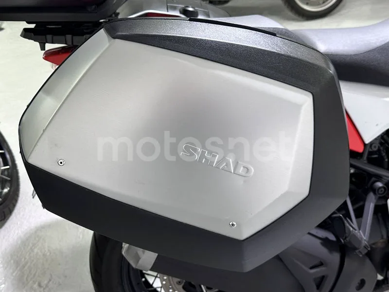 Suzuki V-Strom 1050 - Vista 29