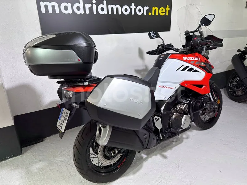 Suzuki V-Strom 1050 - Vista 5
