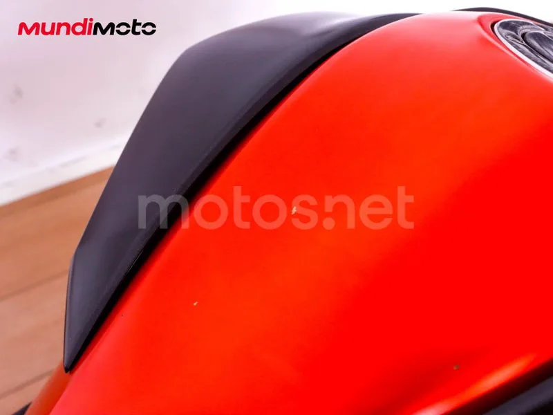 Kawasaki Z800 - Vista 18