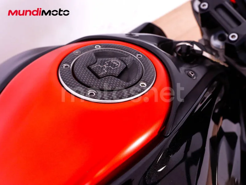 Kawasaki Z800 - Vista 19