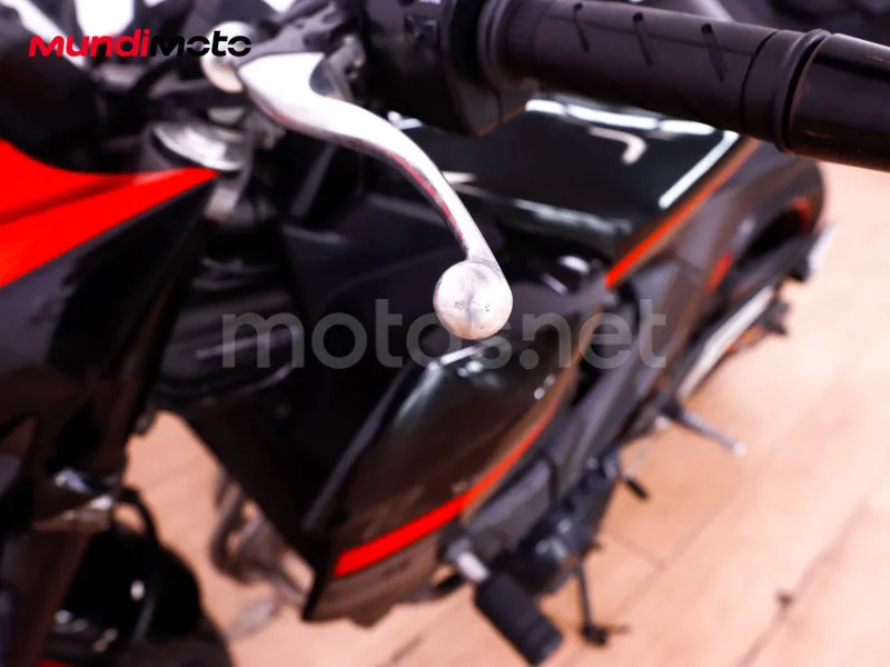 Kawasaki Z800 - Vista 31