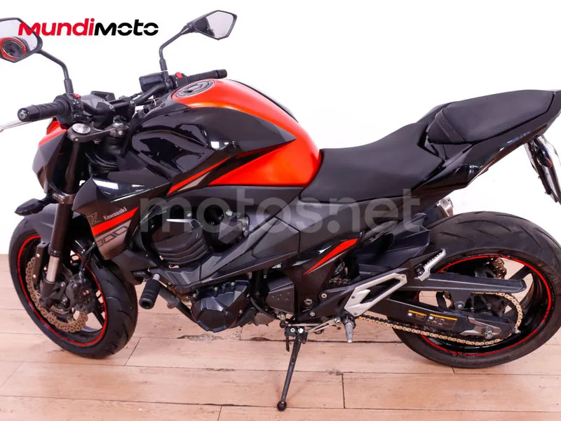 Kawasaki Z800 - Vista 6