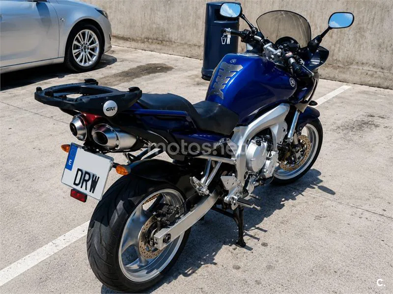 Yamaha FZ6 Fazer - Vista 5