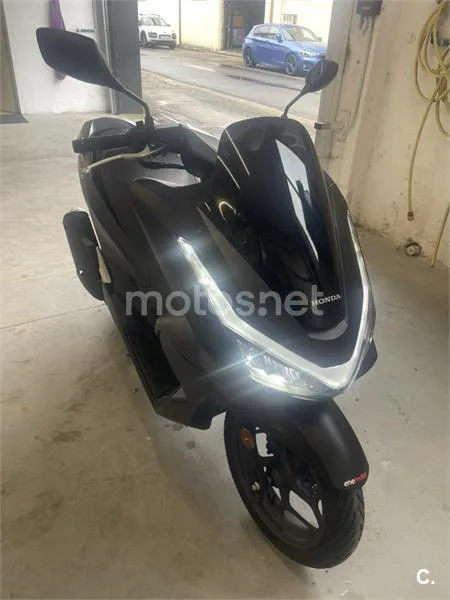 Honda PCX125 2850 € 2025 Pontevedra - 1