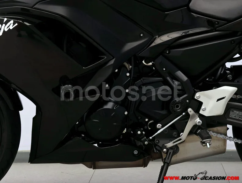 Kawasaki Ninja 650 - Vista 10