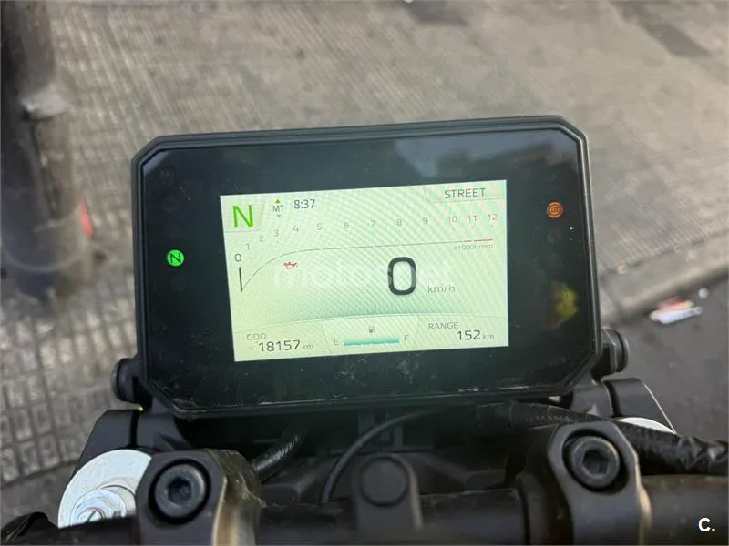 Yamaha MT-09 - Vista 4