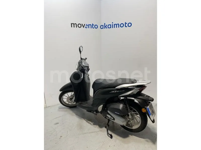 Honda SH125i - Vista 7