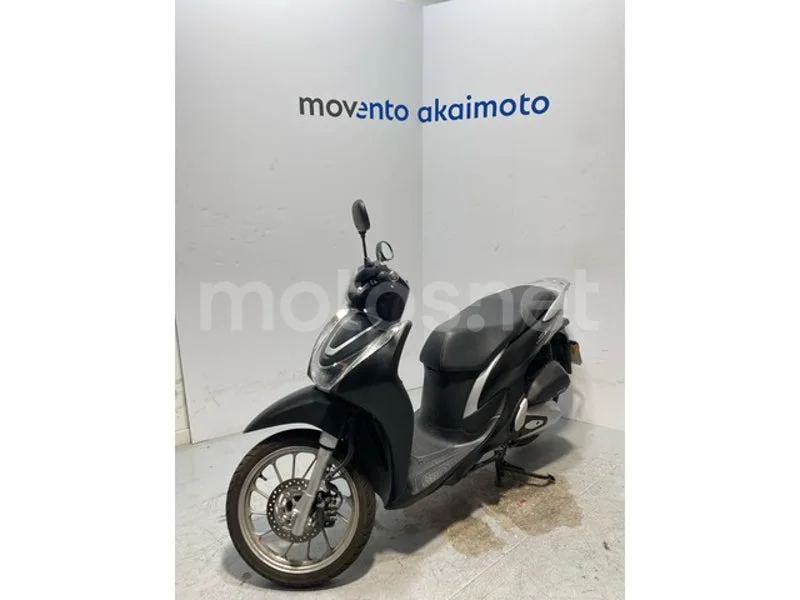 Honda SH125i - Vista 9