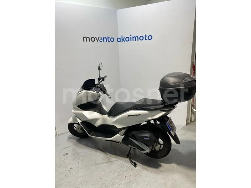 Honda PCX125 - Vista 3