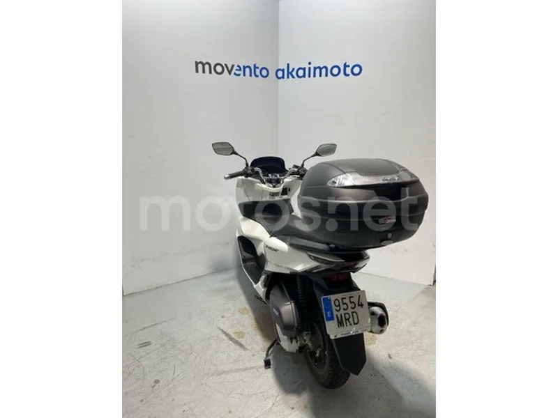 Honda PCX125 - Vista 4