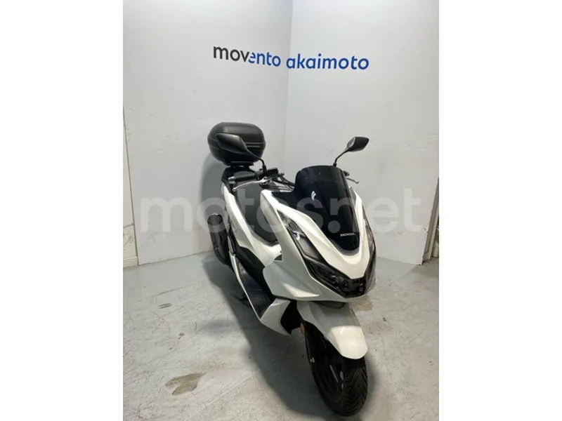 Honda PCX125 - Vista 10