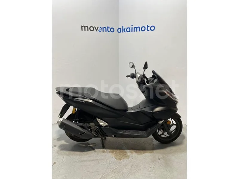 Honda PCX125 - Vista 8
