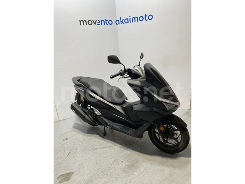 Honda PCX125 - Vista 9
