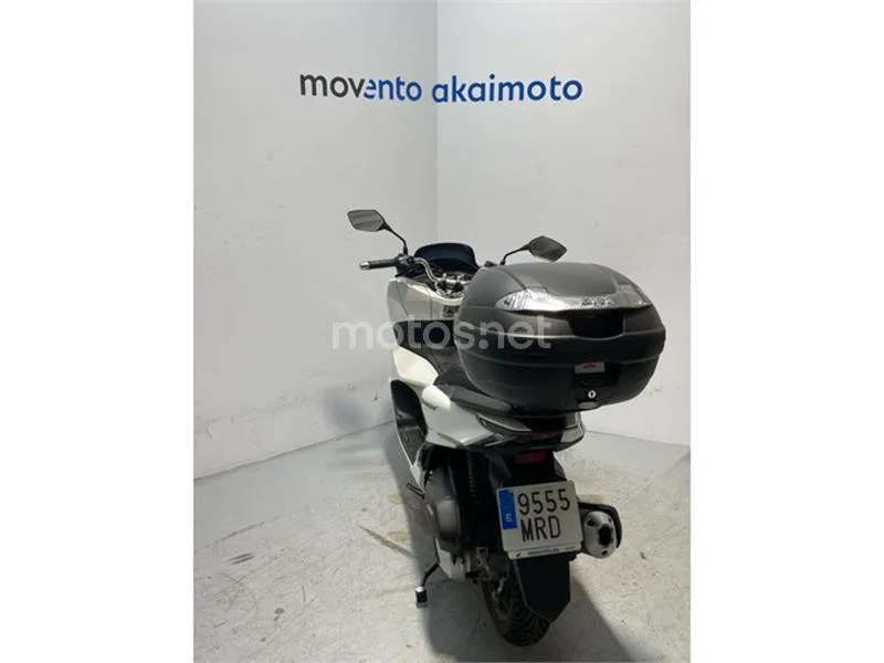Honda PCX125 - Vista 4