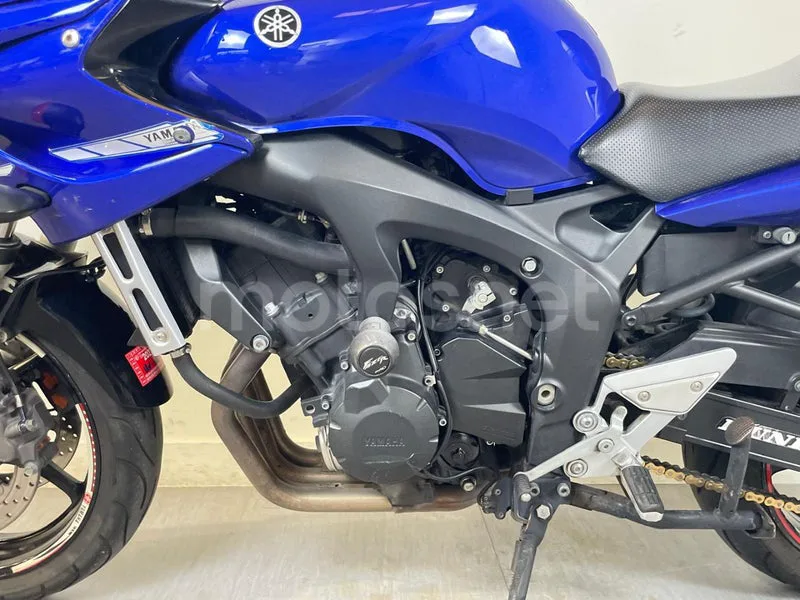 Yamaha FZ6 Fazer - Vista 9