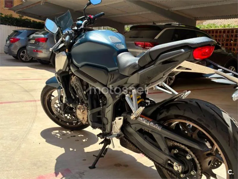 Honda CB650R - Vista 5