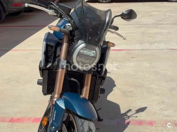 Honda CB650R - Vista 6