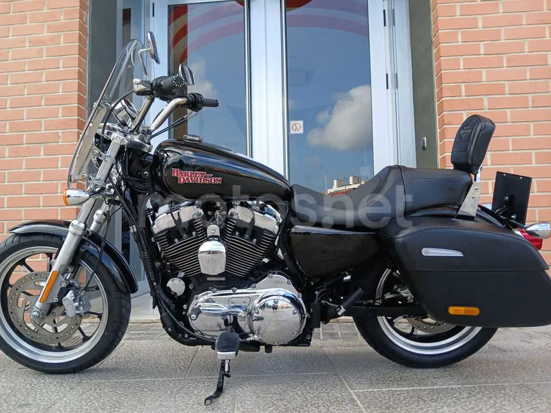 Harley-Davidson SuperLow - Vista 8