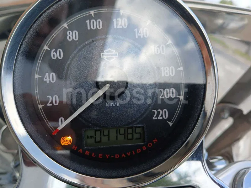 Harley-Davidson SuperLow - Vista 7