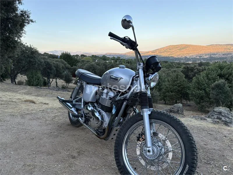 Triumph Bonneville T100 - Vista 4