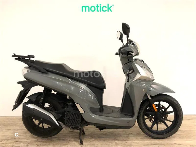 SYM Symphony ST 125 LC 1790 € 2021 Valencia - 2