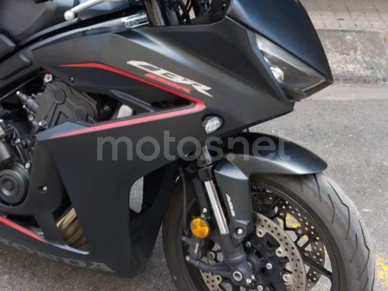 Honda CBR650R - Vista 5