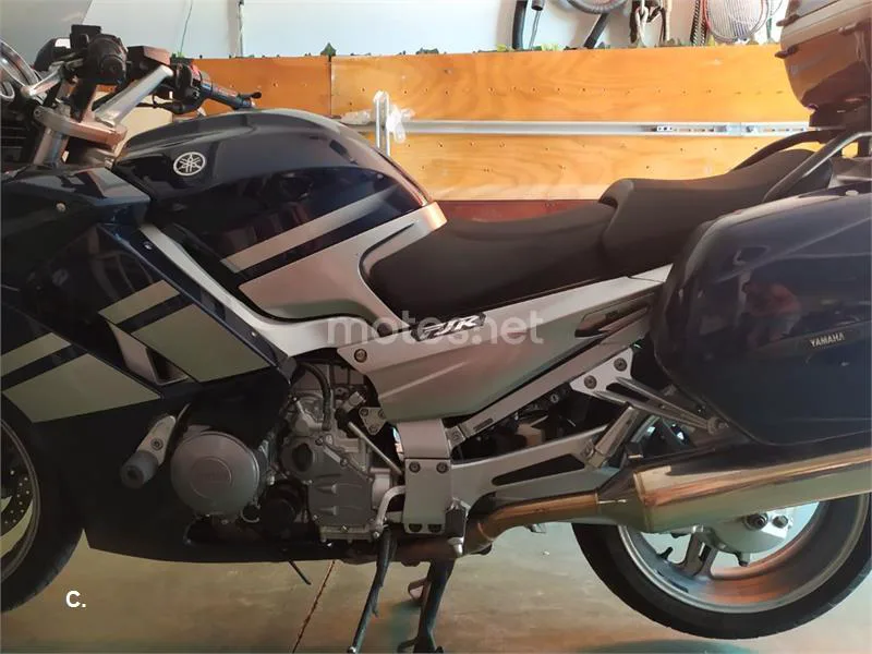 Yamaha FJR1300 - Vista 8
