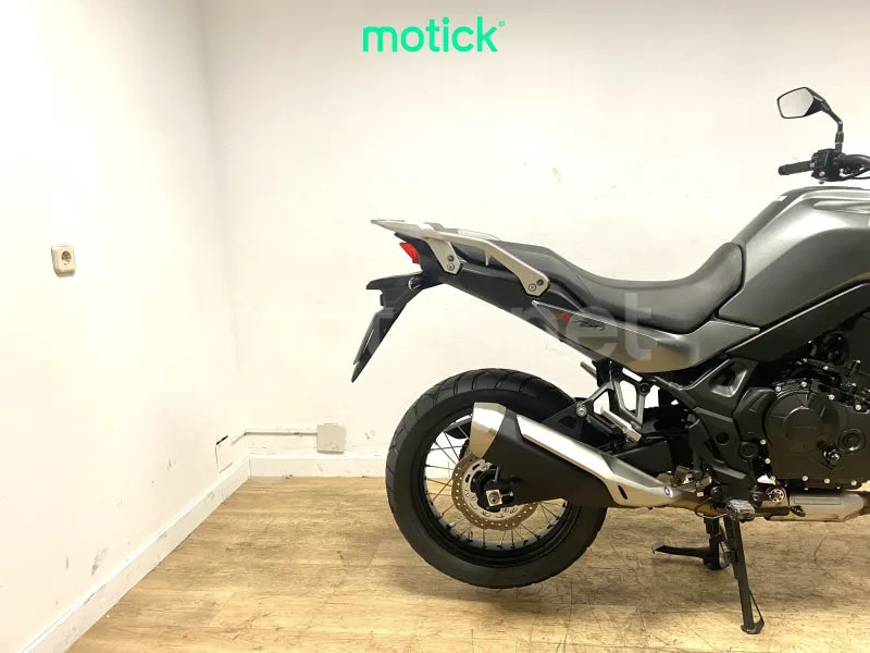 Honda XL750 Transalp - Vista 3